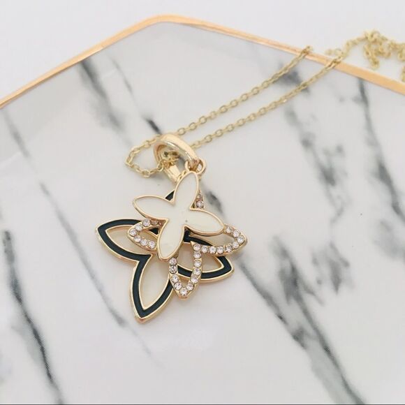 Layered Flower Charm Pendant Long Necklace NWT - Picture 6 of 9